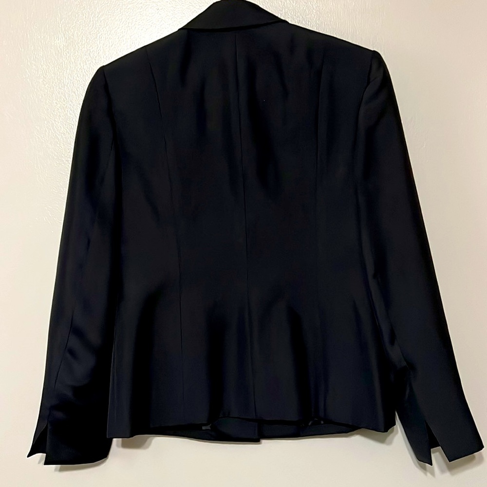 Talbots size 4 black silk jacket - Picture 2 of 4